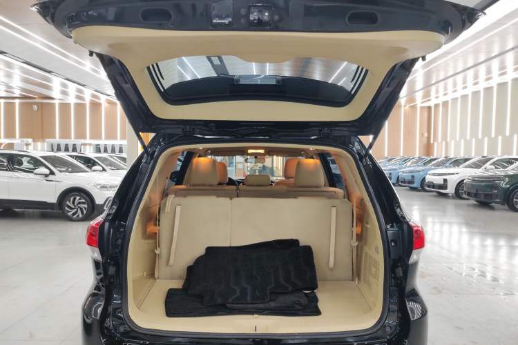 Used Toyota Highlander 2018 2.0T Two-Wheel Drive Elite Edition 7 Seats China VI Standard
