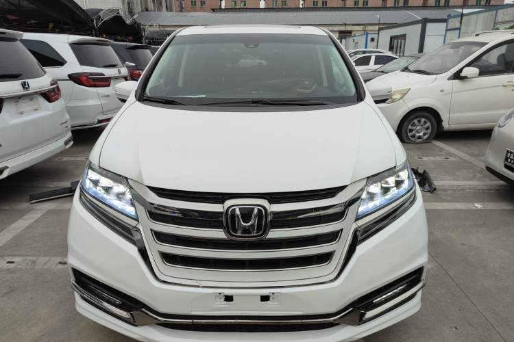 Used Honda Elysion 2019 2.0L Hybrid Luxury Edition
