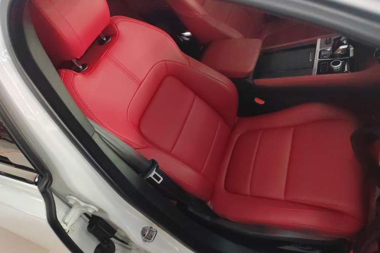 Used Jaguar XFL 2021 XFL 2.0T P250 All-Wheel-Drive Shimmering Black Sport Edition
