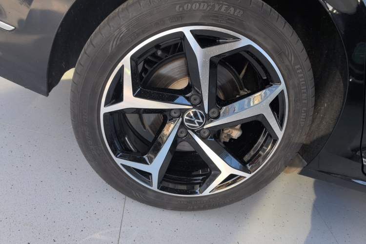 Used Volkswagen Passat 2023 Restyled 330TSI Starry Luxury Edition
