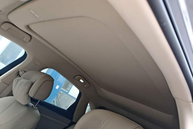 Used Hima AITO M5 2024 Extended-Range Max RS Four-Wheel Drive Advanced Intelligent Driving Version
