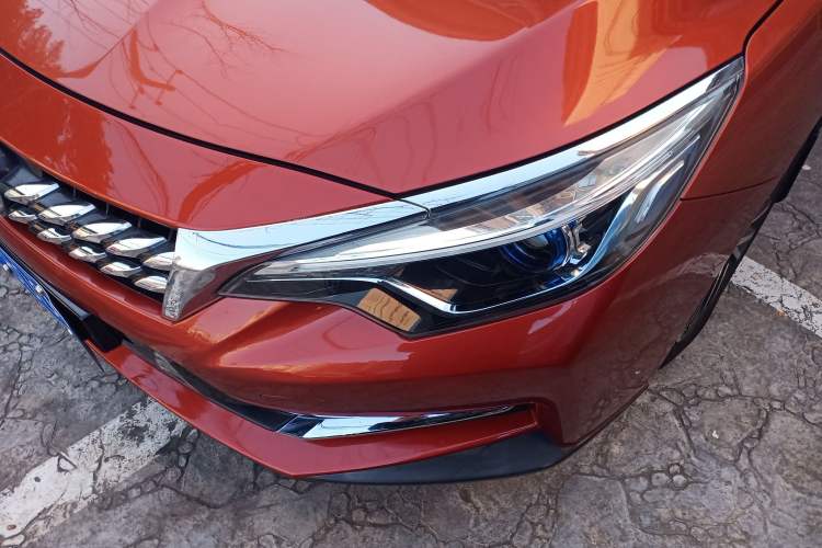 Used Venucia D60 2018 1.6L CVT Smart Connect Elite Edition