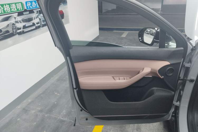 Used Nio EC6 2024 75 kWh
