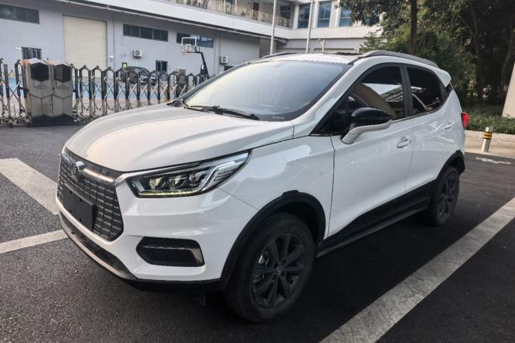 Used BYD Yuan New Energy 2019 EV360 Smart Connect Enjoyment Model