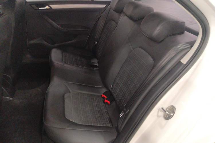 Used Volkswagen Jetta 2017 1.5L Automatic Comfort Model
