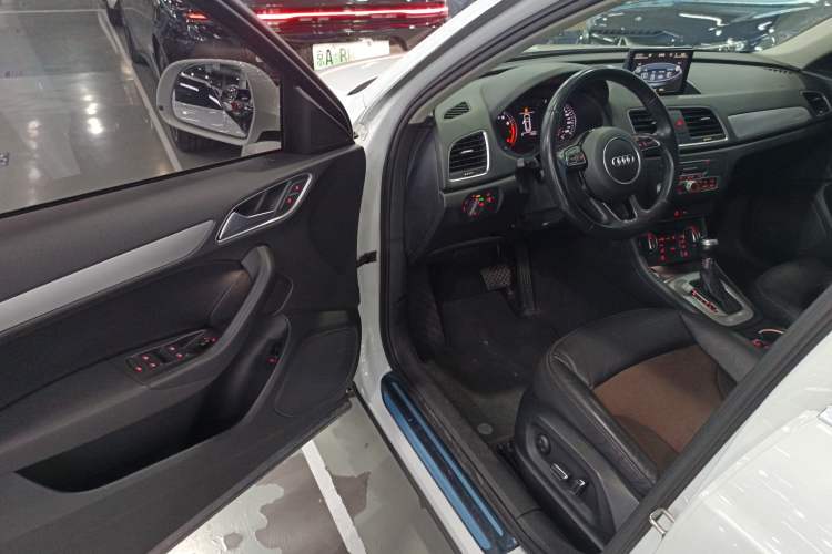 Used Audi Q3 2017 30 TFSI Fashion Model