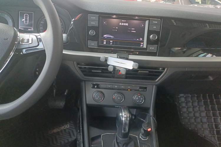 Used Volkswagen Lavida 2019 1.5L Automatic Comfort Edition China VI Standard