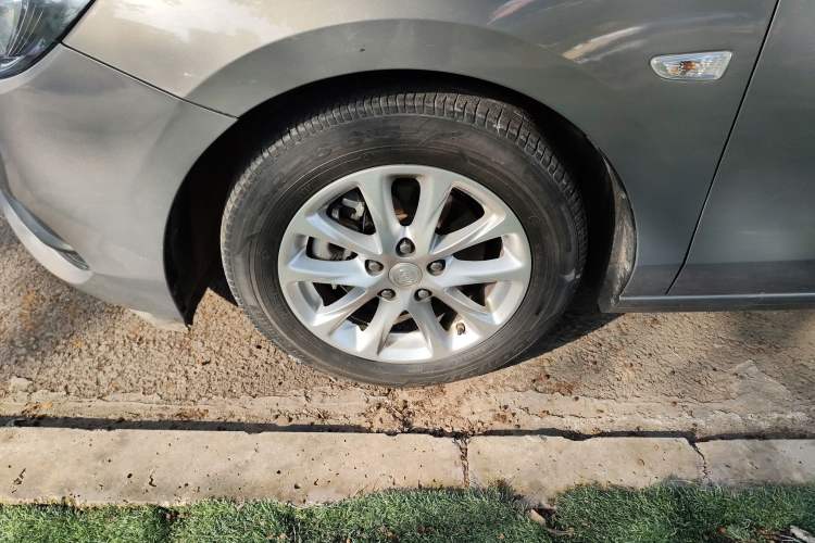 Used Buick GL6 2018 18T 6-Seater Luxury Model
