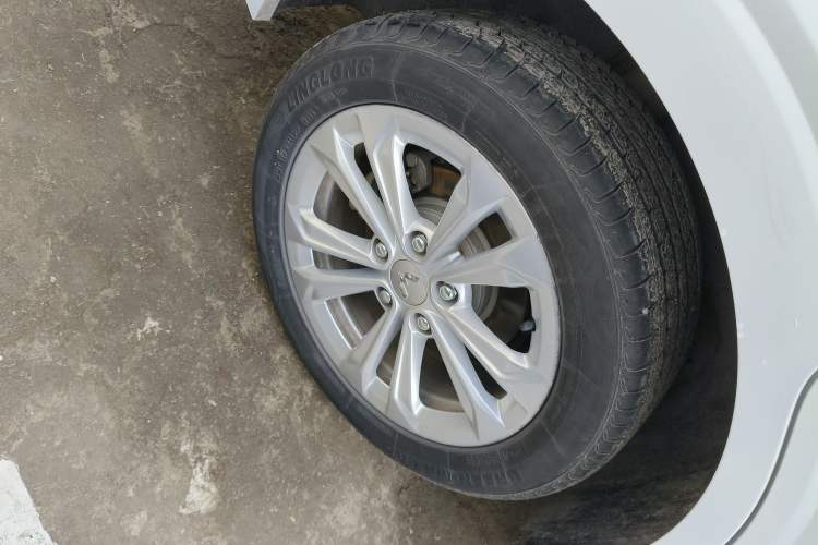 Used Wuling Jiachen 2022 1.5L Manual Comfort Edition
