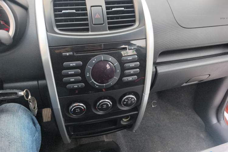 Used Changan CX20 2014 1.4L Manual Sport Edition China V Standard
