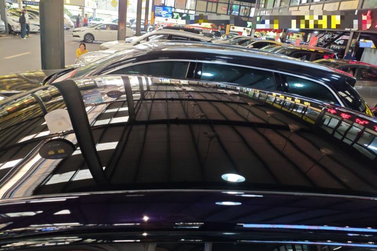 Used  HT 2024 825 Ultra-High Voltage Intelligent Driving Edition
