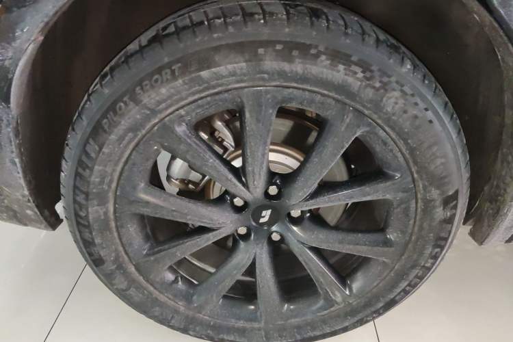 Used Li Auto ONE 2021 Extended-Range 6-Seater Version
