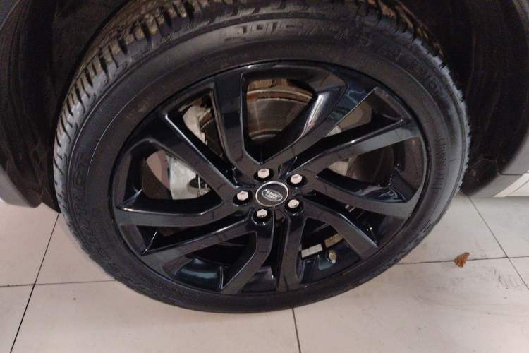 Used Land Rover Discovery Sport 2019 240 PS SE Dynamic Version China V Standard
