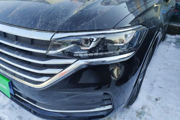 Used Volkswagen Viloran 2024 330TSI Luxury Edition
