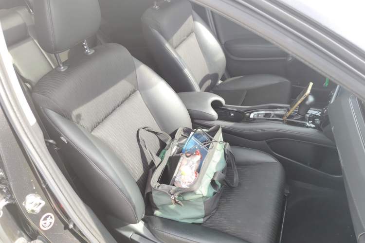 Used Honda Vezel 2022 1.5L CVT Phantom Night Pioneer Edition
