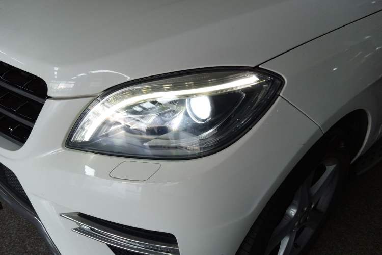 Used Mercedes-Benz M-Class 2014 ML 320 4MATIC
