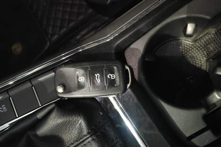 Used Volkswagen Passat 2016 330TSI DSG Luxury Edition
