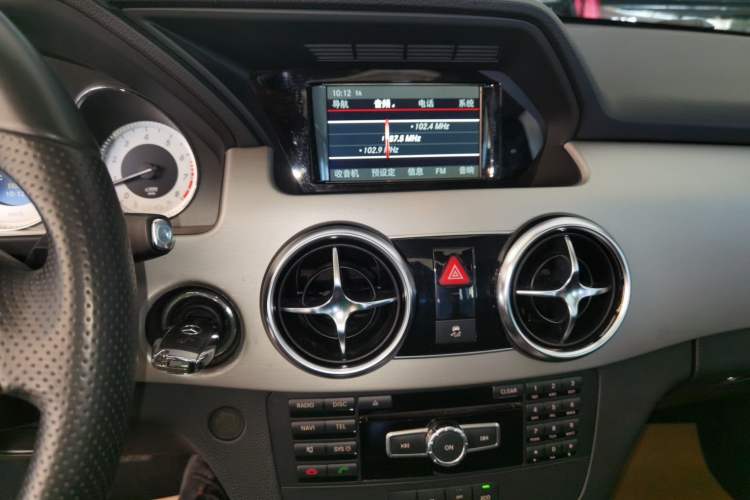 Used Mercedes-Benz GLK-Class 2014 GLK 260 4MATIC Dynamic Model
