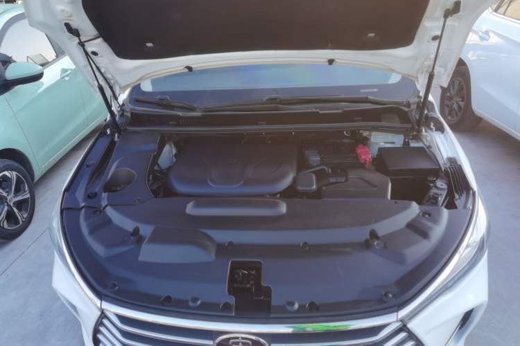 Used BYD Song MAX 2017 1.5T Automatic Smart Connect Elite 7-Seater
