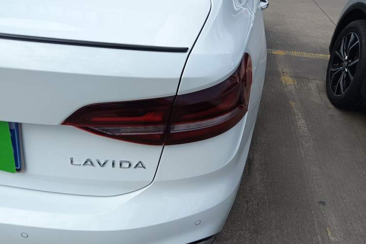 Used Volkswagen Lavida 2024 300TSI DSG Starry Sky Leading Edition
