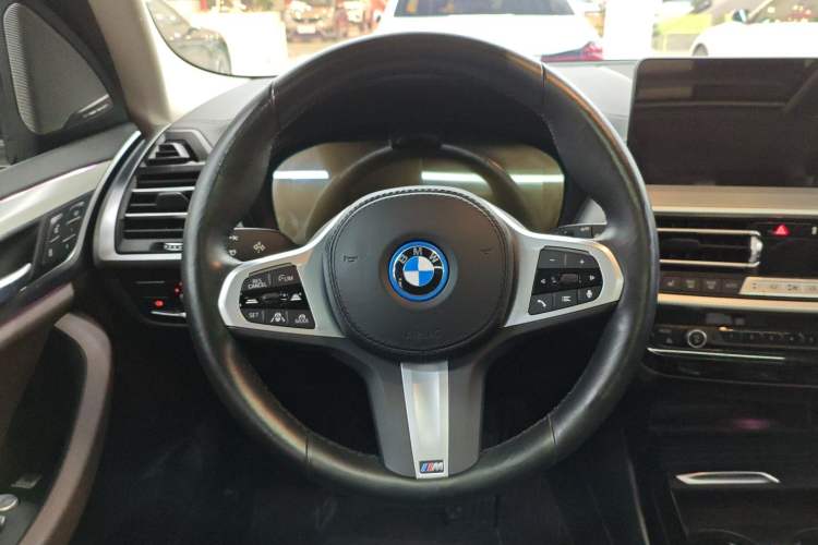 Used BMW iX3 2022 Leading Type
