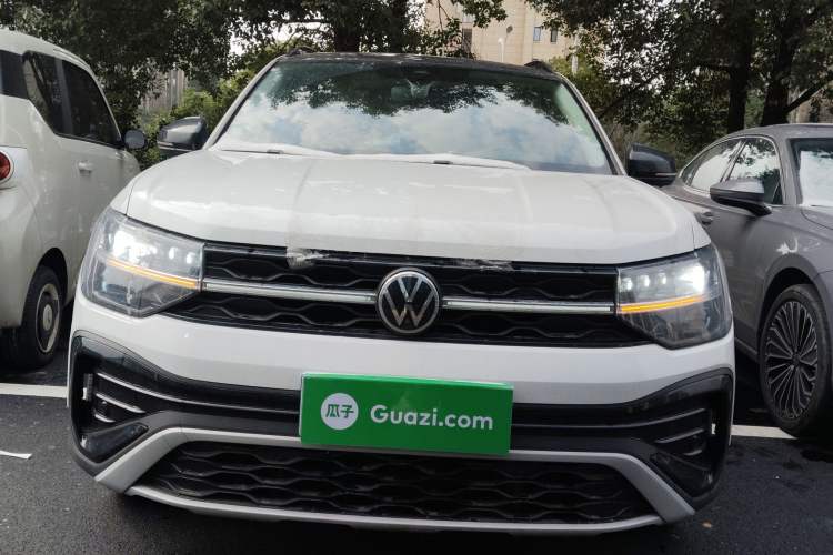 Used Volkswagen Tharu 2024 300TSI Two-Wheel-Drive Moon Luxury Edition