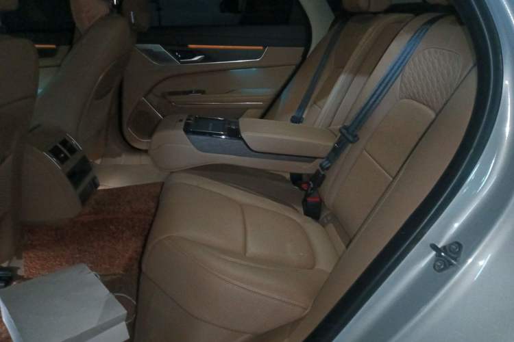 Used Jaguar XFL 2024 2.0T P250 Two-Wheel Drive Prestige Luxury Edition