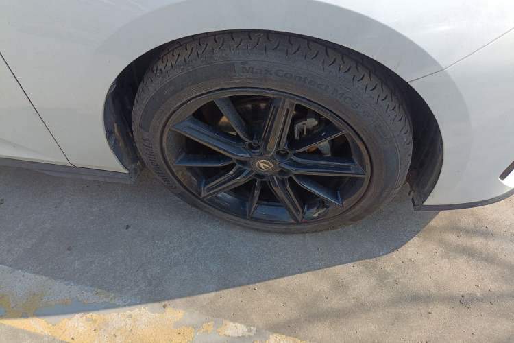 Used Changan UNI-V 2022 1.5T Prestige Version