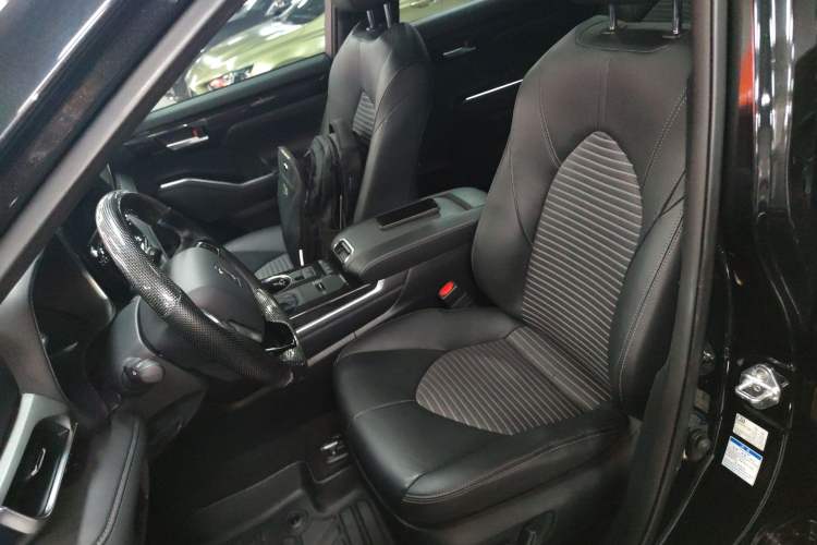 Used Toyota Crown Land Cruiser 2021 2.5L HEV Four-Wheel Drive Luxury Edition
