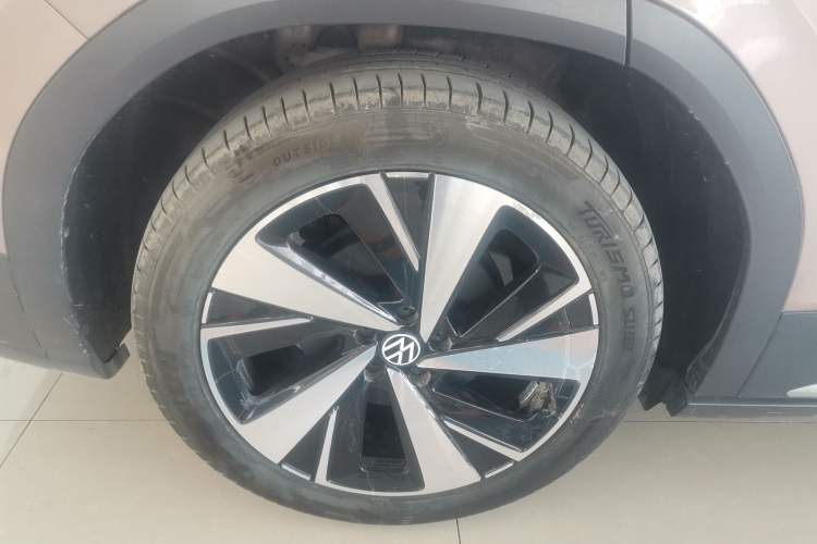 Used Volkswagen ID.6 X 2021 Pro Smart Long-Range Edition
