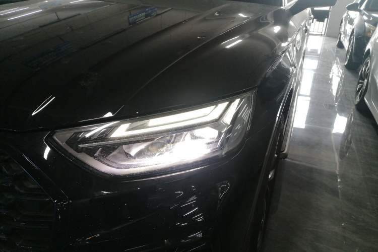 Used Audi Q5L 2023 40T Luxury Dynamic Model
