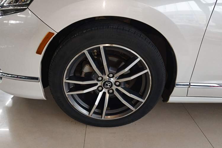 Used Honda Spirior 2017 2.0L Comfort Edition
