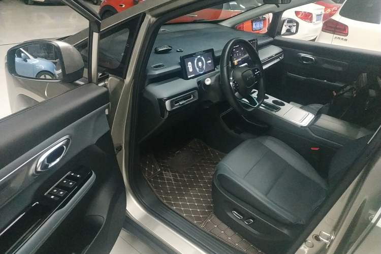 Used AION Y 2022 Plus 70 Smart Edition
