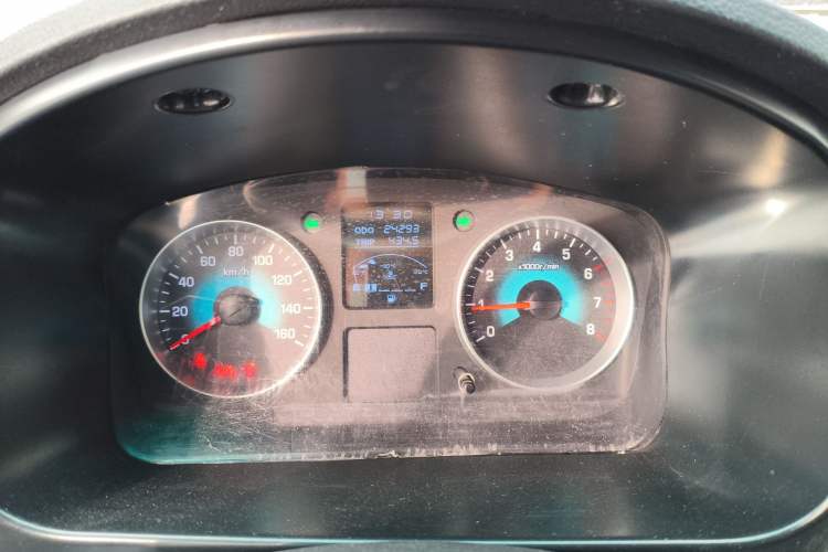 Used Jinbei New Hiace X30L 2019 1.5L Van Wealth Edition China VI SWC15M
