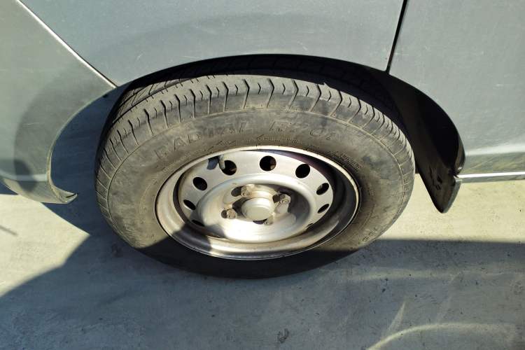 Used Wuling Rongguang S 2021 1.2L Standard Version with Power Steering 5-Seater LSI