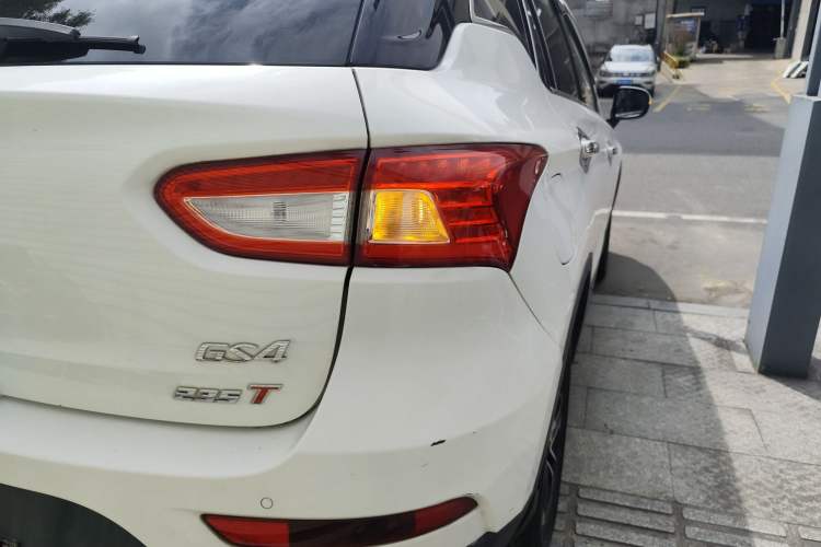 Used GAC Trumpchi GS4 2017 235T Automatic Two-Wheel Drive Elite Edition
