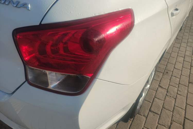 Used Hyundai Verna 2017 1.4L Manual Refreshed Version China V Standard
