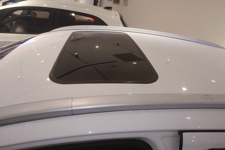 Used Geely Auto Vision X3 2017 1.5L Automatic Prestige Model
