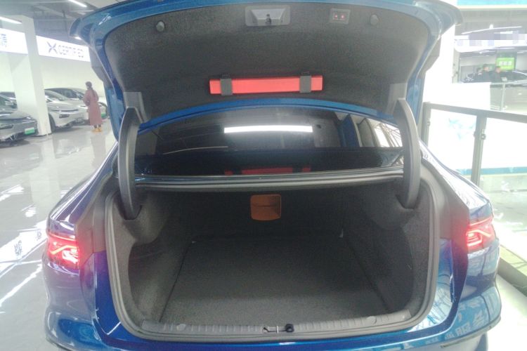 Used BYD Han 2022 EV Genesis Edition 715 km Front-Wheel-Drive Flagship Model
