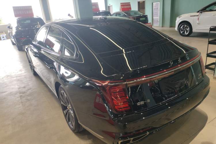 Used Hongqi H9 2024 2.0T Qixiang Private Style Edition
