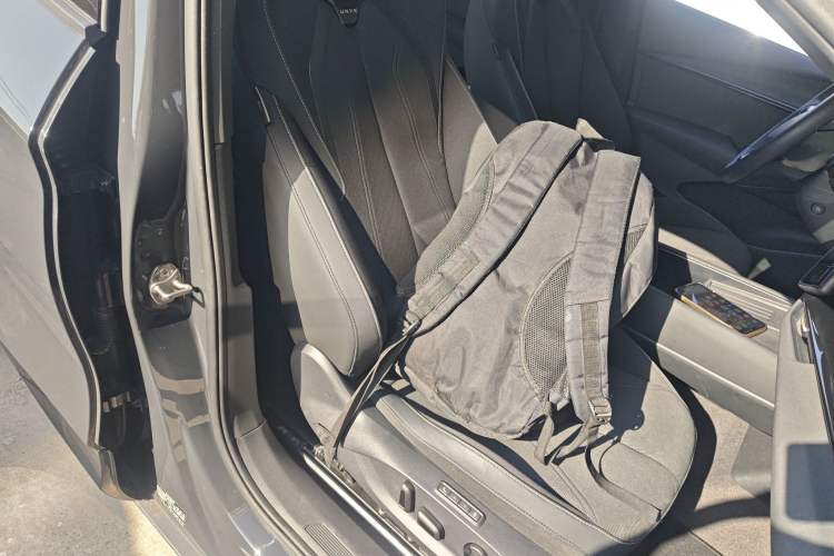 Used Volkswagen ID.UNYX 2024 Pro Long-Range Version