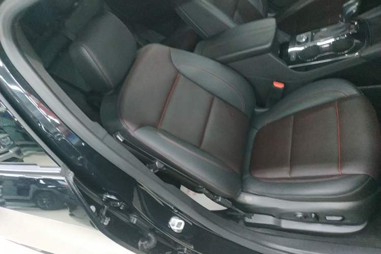 Used Chevrolet Blazer 2020 RS 650T 4x4 7-Seater Hardcore Edition
