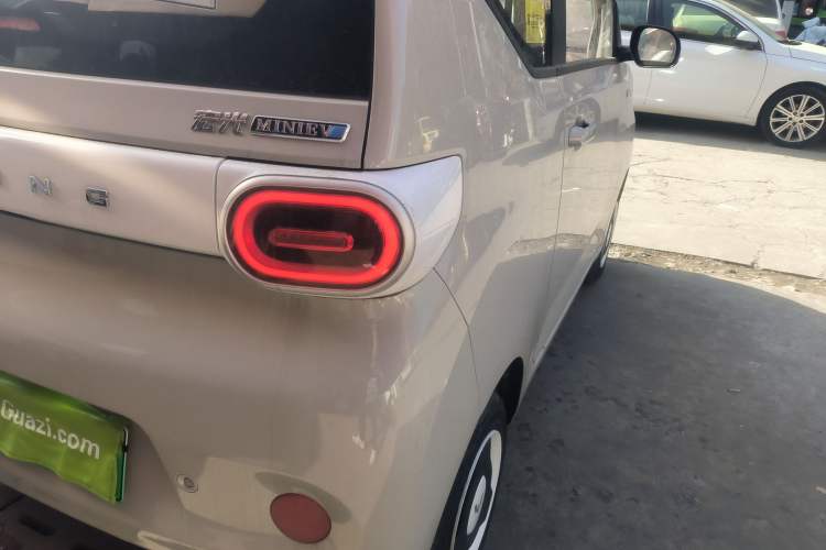 Used Wuling Hongguang MINIEV 2024 3rd Generation 215km Youth Edition
