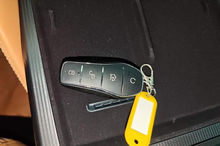 Used BYD Song L DM-i 2024 160km Beyond Edition
