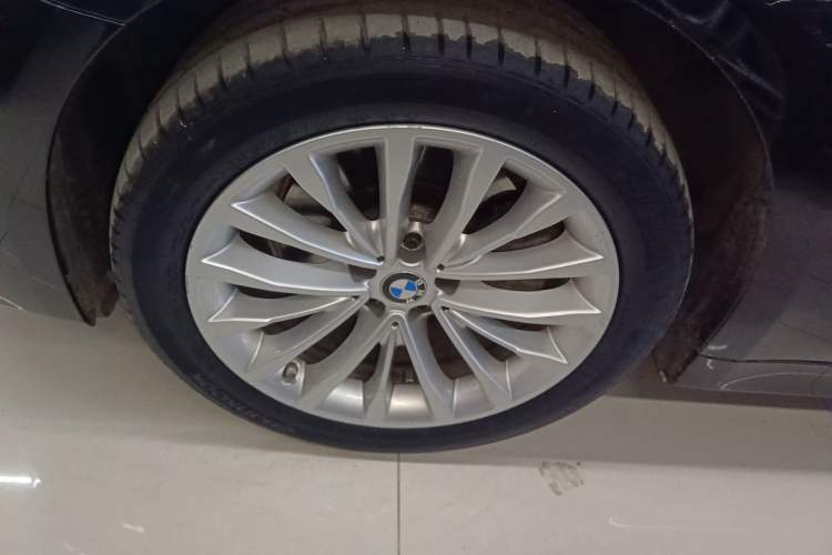 Used BMW 5 Series 2022 Restyled 525Li Luxury Package