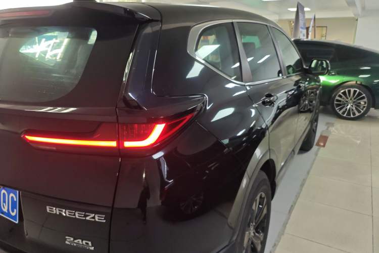 Used Honda Breeze 2021 240TURBO CVT Front-Wheel Drive Elite Edition
