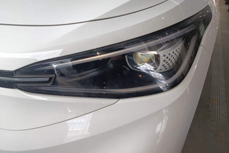 Used Volkswagen ID.4 X 2025 Smart Version Pure & Intelligent Enjoyment Edition
