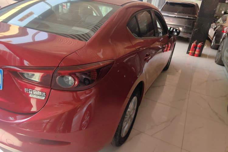 Used Mazda Mazda 3 Axela 2017 Sedan 1.5L Automatic Luxury Model Emission Standard China V
