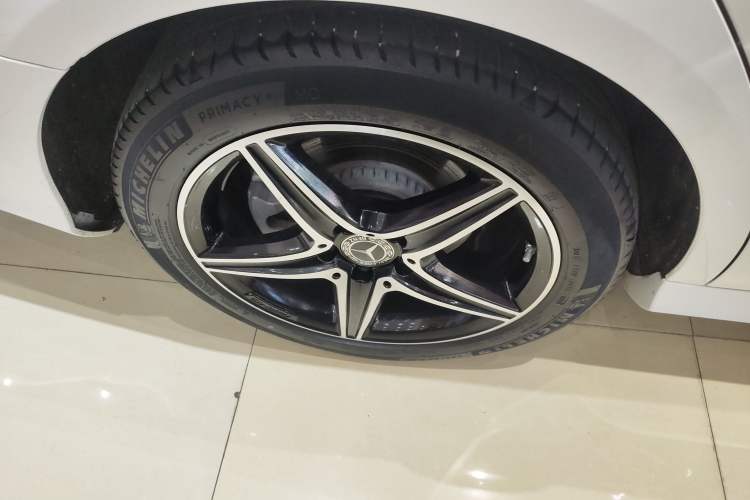 Used Mercedes-Benz E-Class 2020 Facelift E 260 Sport Edition
