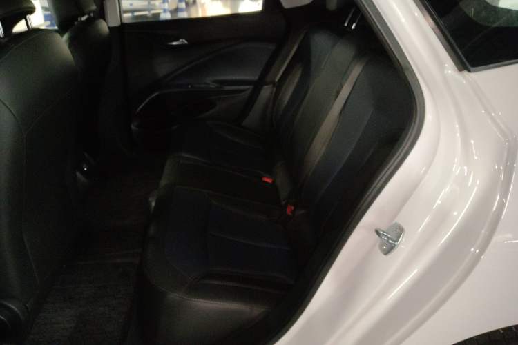 Used Buick Velite 6 2023 430km Range Commuter Version
